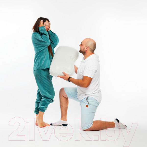 Изображение товара Подушка для сна Familytex ППУМ с памятью формы и массажным эффектом (58x36x10, бамбук)