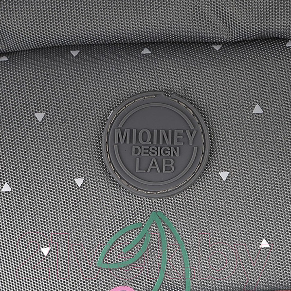 Изображение товара Школьный рюкзак Miqini 306-7220-GCL (серый)