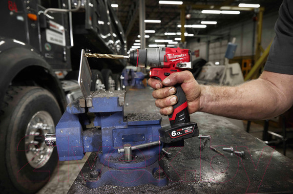 Изображение товара Аккумуляторная дрель-шуруповерт Milwaukee M12 FDD2-0 / 4933479872