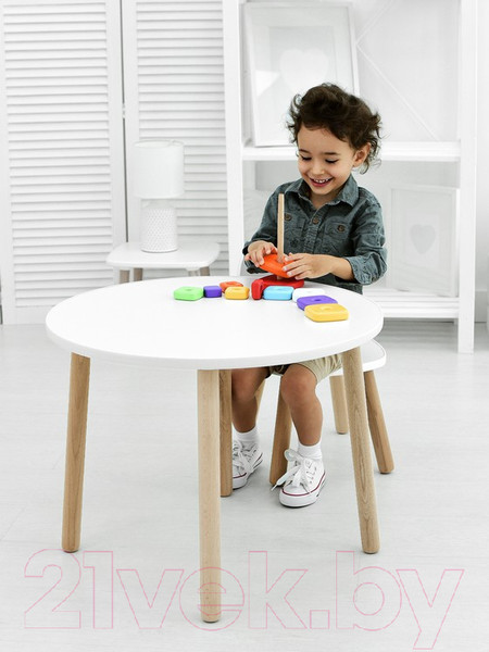 Изображение товара Стол детский Mega Toys Круглый / 70020ЛДСП