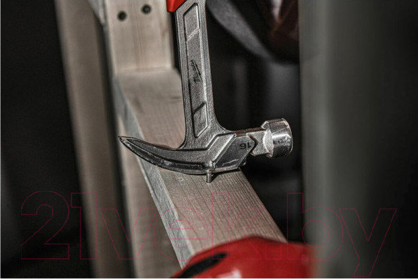 Изображение товара Молоток Milwaukee С прямым гвоздодером / 4932478653