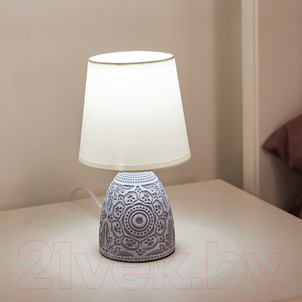 Изображение товара Прикроватная лампа Uniel UML-B301 / UL-00010750