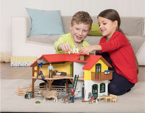 Изображение товара Игровой набор Schleich Ферма с хлевом и животными / 42407