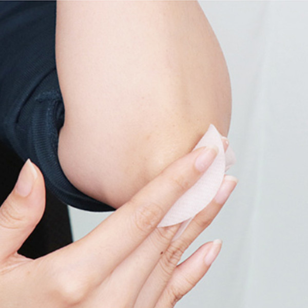 Изображение товара Пэд для лица Round Lab 1025 Dokdo Pad Отшелушивающие с морской водой (70шт)