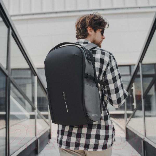 Изображение товара Рюкзак XD Design Bizz Backpack / P705.932 (серый)