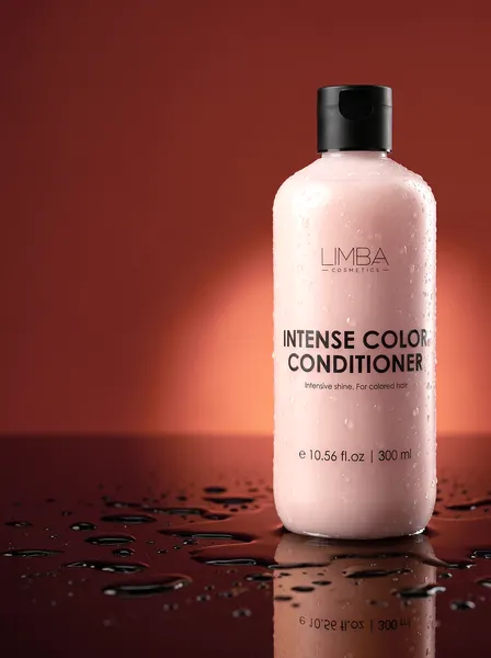 Изображение товара Кондиционер для волос Limba Cosmetics Intense Color Conditioner lmb53 (300мл)