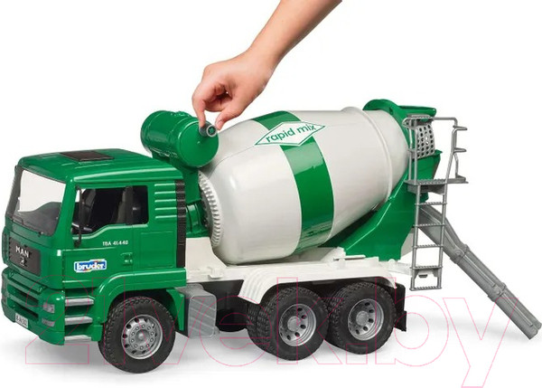 Изображение товара Бетоновоз игрушечный Bruder Man Tga с откидной кабиной 02739