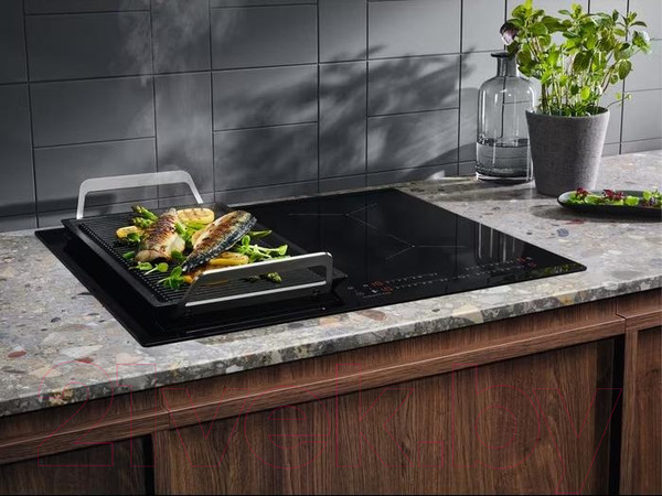 Изображение товара Индукционная варочная панель Electrolux EIV63443