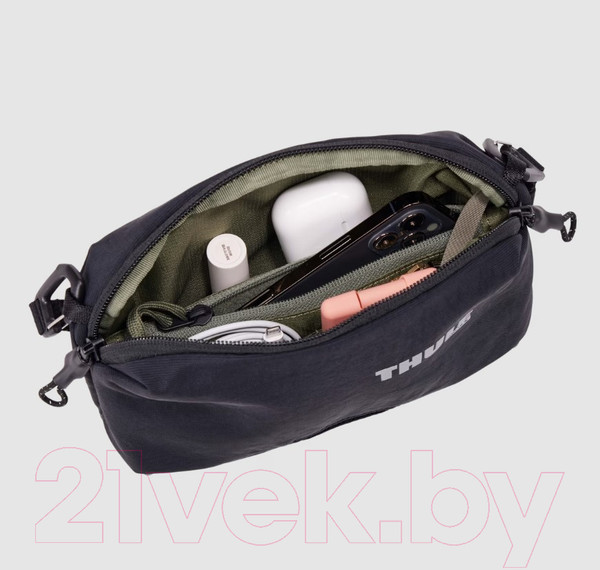 Изображение товара Сумка Thule Paramount Crossbody 2L PARACB3102BLK / 3205005 (черный)