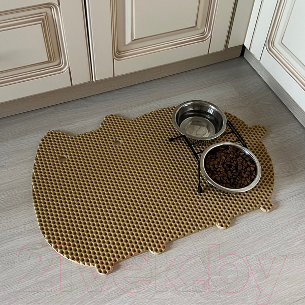 Изображение товара Коврик под миску Alicosta ЭВА Кот 600x400_1/3_UNI (соты/бежевый)