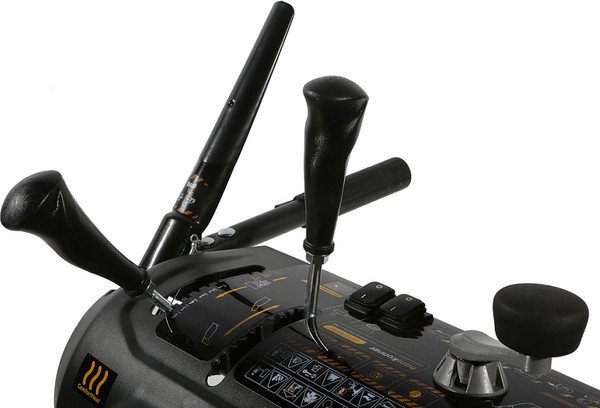 Изображение товара Снегоуборщик бензиновый Hanskonner HSTG7661EL