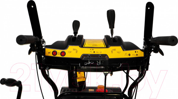 Изображение товара Снегоуборщик электрический Champion STT761E