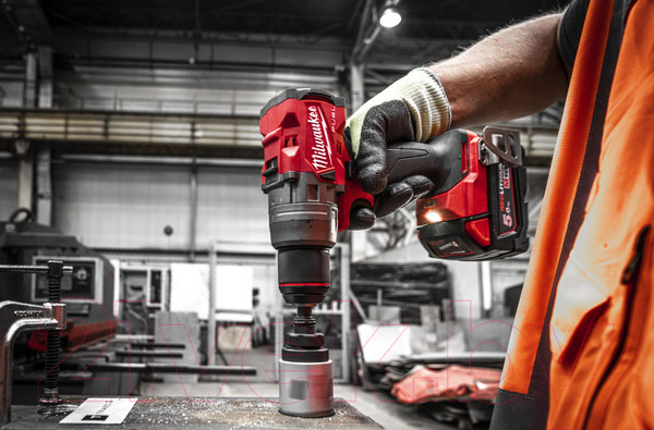 Изображение товара Аккумуляторная дрель-шуруповерт Milwaukee M18 FPD3-0X / 4933479859