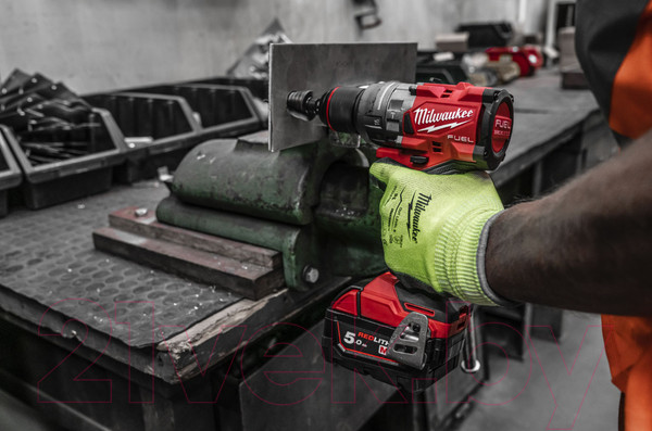 Изображение товара Аккумуляторная дрель-шуруповерт Milwaukee M18 FPD3-0X / 4933479859