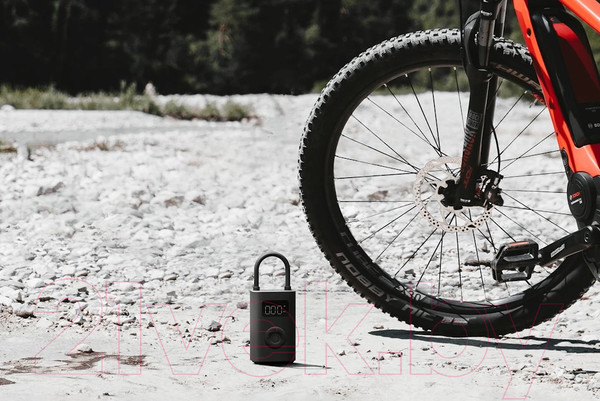 Изображение товара Автомобильный компрессор Xiaomi Portable Electric Air 2 MJCQB06QW / BHR7112GL