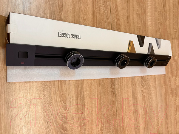 Изображение товара Трековая розетка Track socket Шинопровод 100см + 3 Евро розетки (черный)