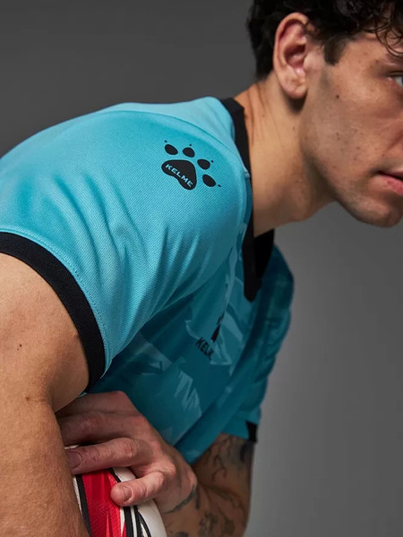 Изображение товара Футбольная форма Kelme Short Sleeve Football Suit / 8151ZB1003-368 (XS, бирюзовый)