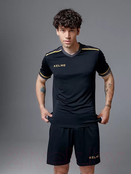 Изображение товара Футбольная форма Kelme Short Sleeve Football Uniform / 3871001-037 (M, черный)