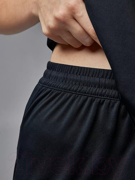 Изображение товара Футбольная форма Kelme Short Sleeve Football Uniform / 3871001-037 (M, черный)