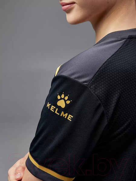 Изображение товара Футбольная форма Kelme Short Sleeve Football Uniform / 3871001-037 (M, черный)