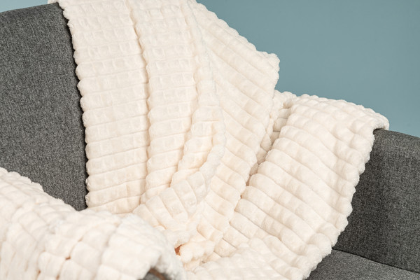 Изображение товара Плед TexRepublic Deco Кубики Фланель 150x200 / 93254 (молочный)