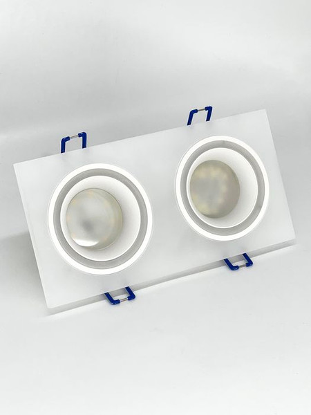 Изображение товара Точечный светильник Truenergy 21241