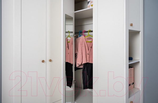 Изображение товара Шкаф Mobi Джастин 13.229 угловой (белый PE шагрень/дуб белый Exclusive OW D4430)