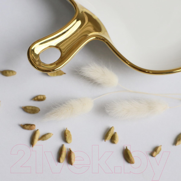 Изображение товара Блюдо AksHome Moonshine 18 (белый/золото)