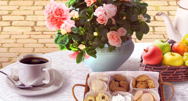 Изображение товара Фотообои листовые ФабрикаФресок Фреска Античная улочка с сиренью / 115265 (500x265)