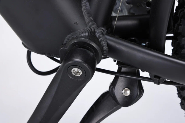 Изображение товара Электровелосипед MyWay Hill 250 27.5 (19, черный матовый)