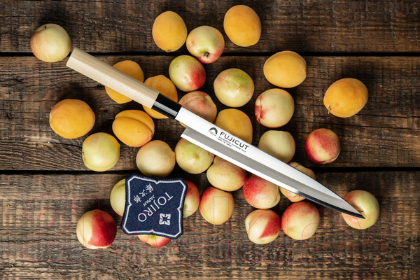 Изображение товара Нож Fuji Cutlery Янагиба FC-1077