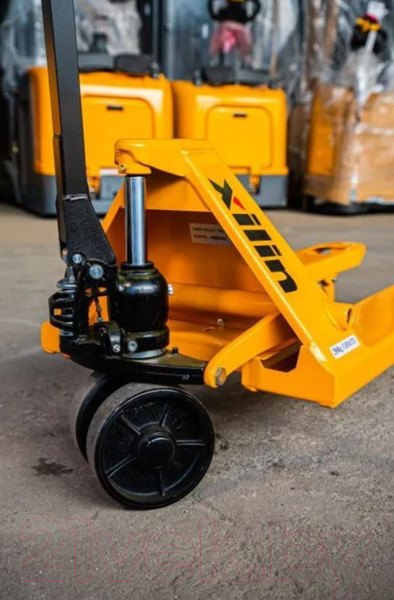 Изображение товара Тележка гидравлическая TOR 2500кг 1150мм XILIN DF-III / 1006379 (резиновые колеса)