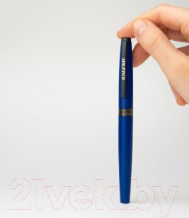 Изображение товара Ручка перьевая Малевичъ С черной тушью и значком / 196429 (ультрамарин)