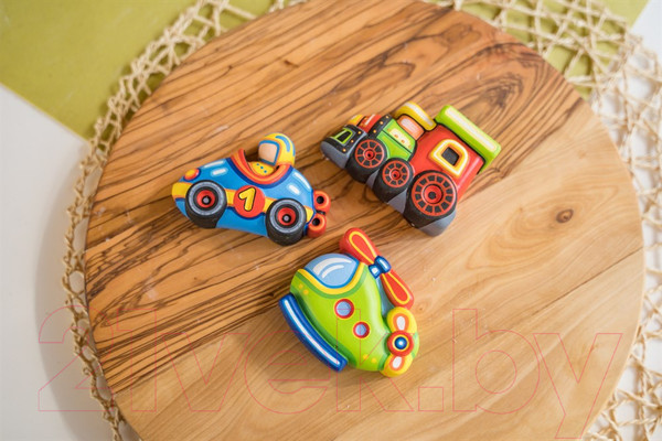 Изображение товара Набор для творчества Раскрась и подари Фигурки для раскрашивания. Транспорт / GR-1051