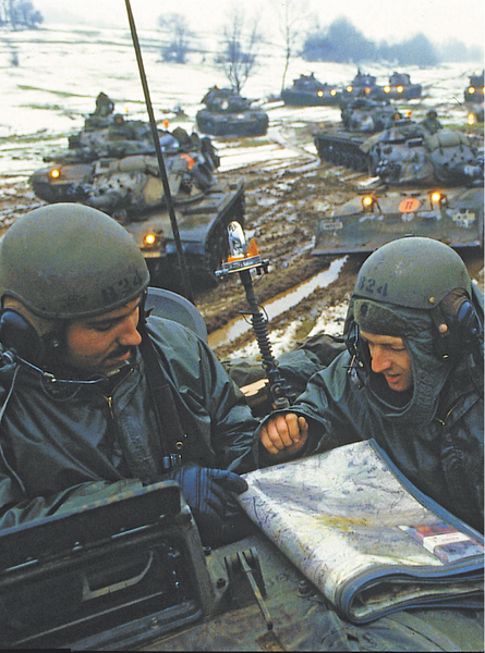 Изображение товара Энциклопедия АСТ Современное оружие, твердая обложка