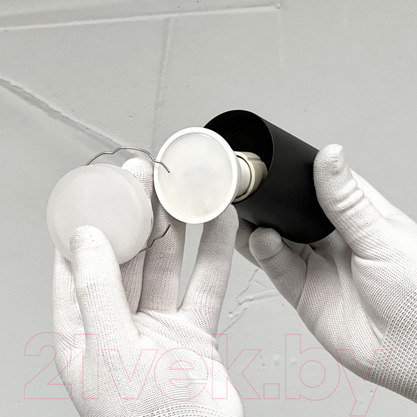 Изображение товара Точечный светильник Truenergy 21303