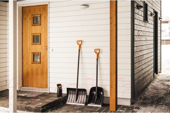 Изображение товара Лопата для уборки снега Fiskars 1052526