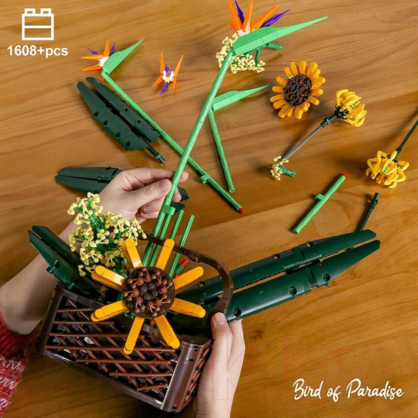 Изображение товара Конструктор Mould King Birds Of Paradise Flower Bouquet / 10024