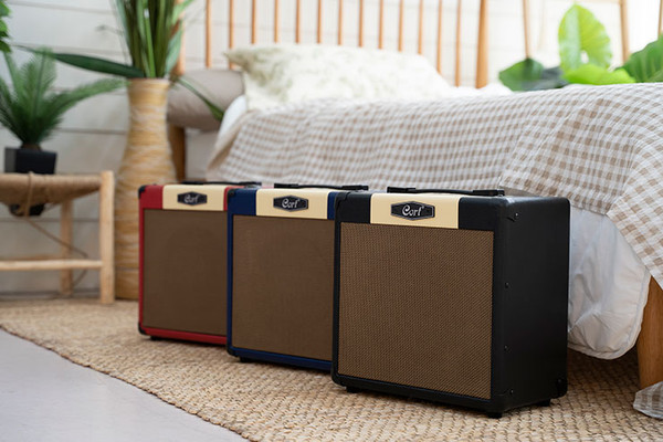 Изображение товара Комбоусилитель Cort CM15R DR