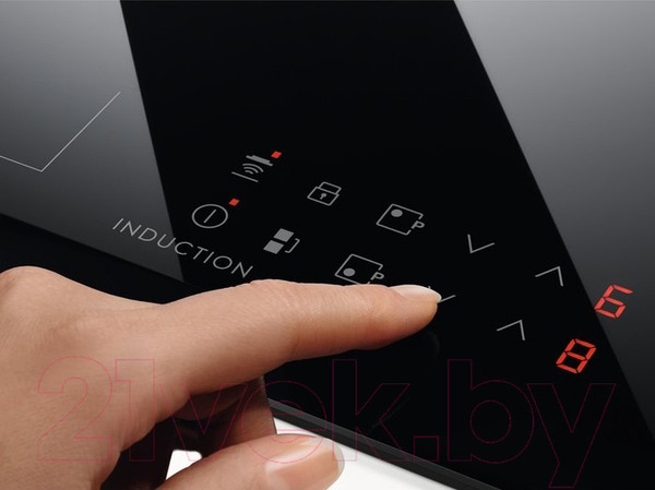 Изображение товара Электрическая варочная панель Electrolux LHR3233CK