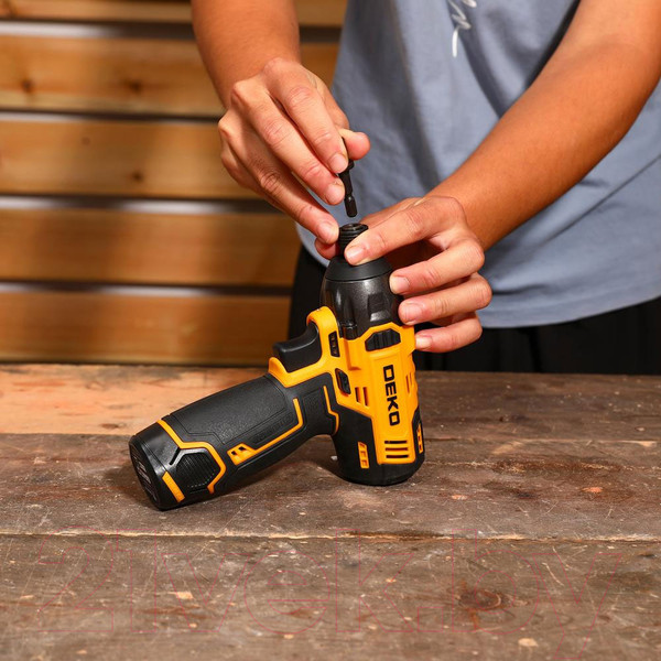 Изображение товара Аккумуляторный шуруповерт Deko DKIS12-Li / 063-4390