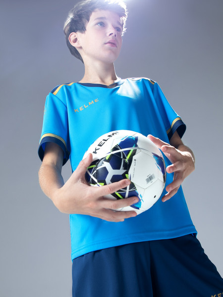 Изображение товара Футбольная форма Kelme Football Suit / 8351ZB3158-996 (р.120)