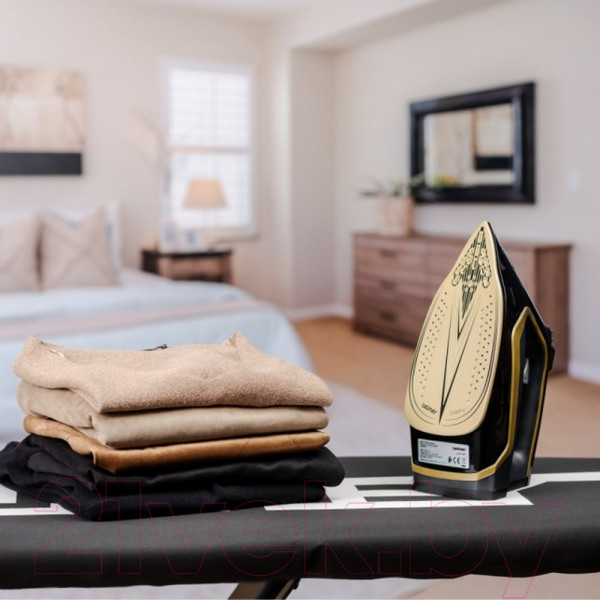 Изображение товара Утюг Zelmer ZIR2620 Golden Glide