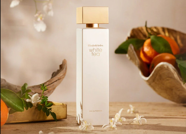Изображение товара Парфюмерная вода Elizabeth Arden White Tea (50мл)