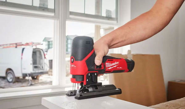 Изображение товара Электролобзик Milwaukee M12 FJS-422X / 4933493348