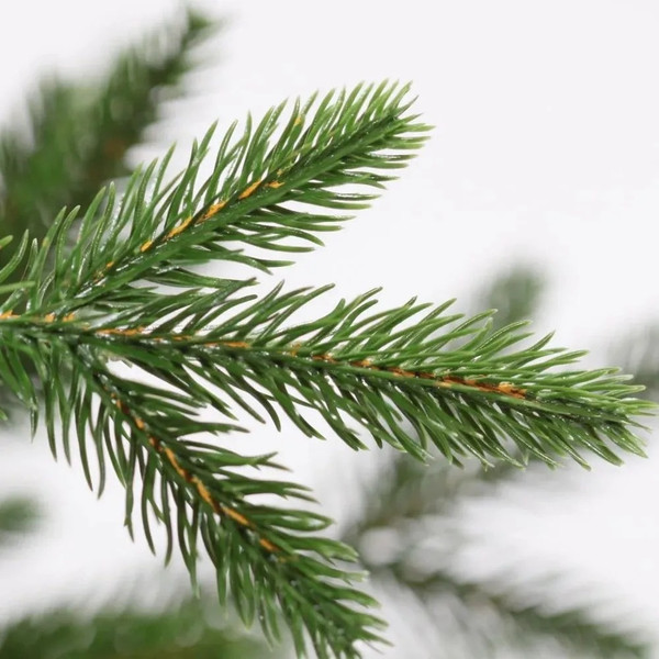 Изображение товара Ель искусственная National Tree Company Рождественская Премиум / РД/ПР-180 (180см)