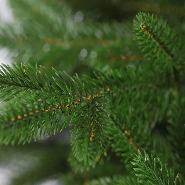 Изображение товара Ель искусственная National Tree Company Рождественская Премиум / РД/ПР-210 (210см)