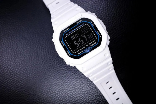 Изображение товара Часы наручные унисекс Casio DW-B5600SF-7E