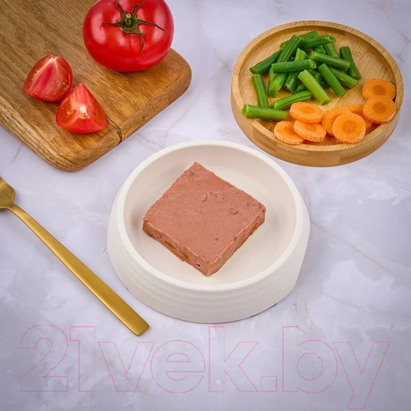 Изображение товара Влажный корм для кошек Monge BWild Grain Free из тунца с овощами, ламистер (100г)