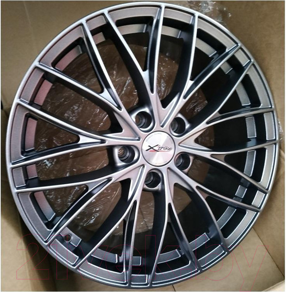 Изображение товара Литой диск X'trike X-130 Москвич 3 18x7.5" 5x108мм DIA 54.1мм ET 38мм HSB